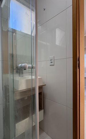 Apartamento à venda com 100m², 2 quartos e 2 vagas Apartamento à venda com 100m², 2 quartos e 2 vagasBanheiro