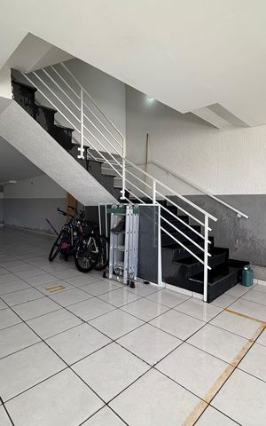 Apartamento à venda com 100m², 2 quartos e 2 vagas Apartamento à venda com 100m², 2 quartos e 2 vagasGaragem