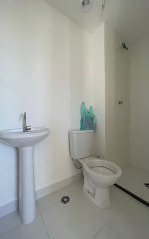 Apartamento para alugar com 32m², 2 quartos e 1 vaga Apartamento para alugar com 32m², 2 quartos e 1 vagaBanheiro