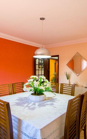 Casa à venda com 208m², 3 quartos e 5 vagas Casa à venda com 208m², 3 quartos e 5 vagasSala de Jantar