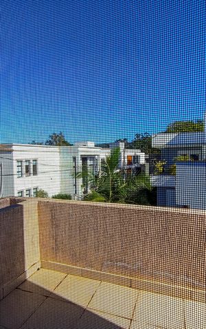 Casa de condomínio à venda com 175m², 3 quartos e 3 vagas Casa de condomínio à venda com 175m², 3 quartos e 3 vagasSacada