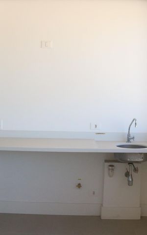 Apartamento à venda com 162m², 4 quartos e 2 vagasVaranda