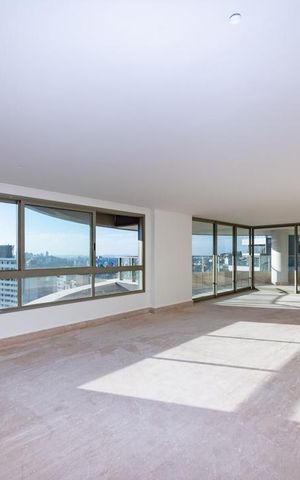 Apartamento à venda com 323m², 4 quartos e 4 vagas Apartamento à venda com 323m², 4 quartos e 4 vagasSala 1