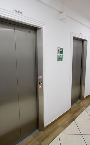 Apartamento para alugar com 72m², 1 quarto e 2 vagas Apartamento para alugar com 72m², 1 quarto e 2 vagasCorredor