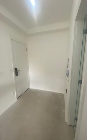 Apartamento à venda com 28m², 1 quarto e sem vaga Apartamento à venda com 28m², 1 quarto e sem vagaEntrada