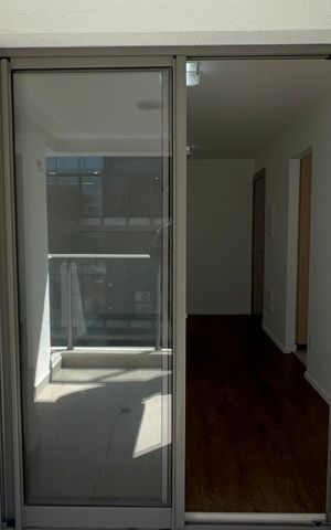 Apartamento à venda com 56m², 2 quartos e 1 vaga Apartamento à venda com 56m², 2 quartos e 1 vagaVaranda