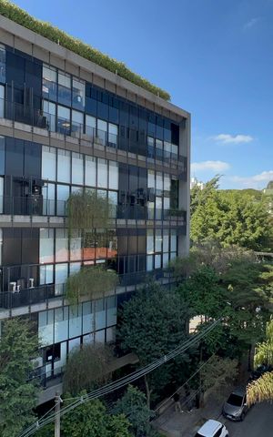 Apartamento à venda com 56m², 2 quartos e 1 vaga Apartamento à venda com 56m², 2 quartos e 1 vagaVaranda