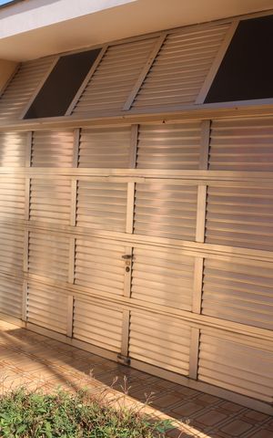 Casa à venda com 350m², 4 quartos e 4 vagasGaragem