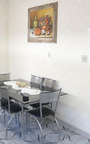 Casa à venda com 350m², 4 quartos e 4 vagasCozinha