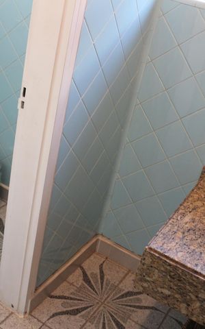 Casa à venda com 350m², 4 quartos e 4 vagasLavabo 1
