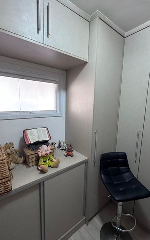Casa de condomínio à venda com 311m², 4 quartos e 5 vagasCloset da suíte 2
