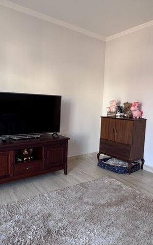 Casa de condomínio à venda com 311m², 4 quartos e 5 vagasSala de TV