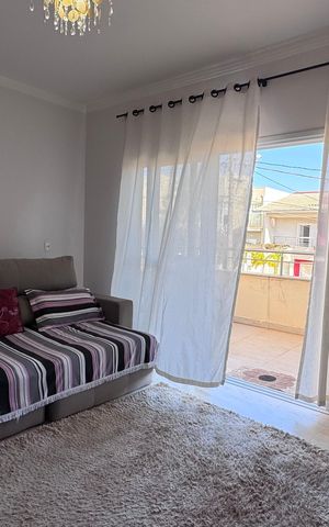 Casa de condomínio à venda com 311m², 4 quartos e 5 vagasSala de TV