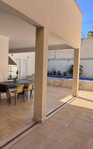 Casa de condomínio à venda com 311m², 4 quartos e 5 vagasÁrea gourmet