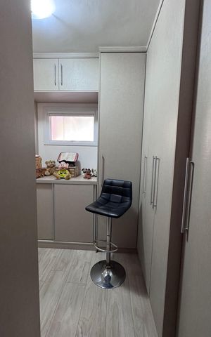 Casa de condomínio à venda com 311m², 4 quartos e 5 vagasCloset da suíte 2