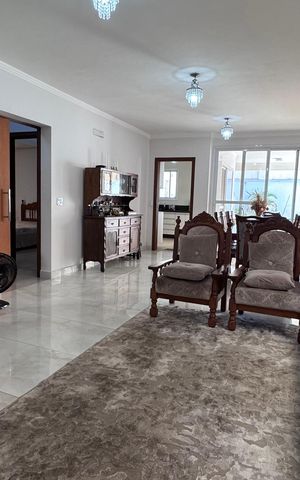 Casa de condomínio à venda com 311m², 4 quartos e 5 vagasSala