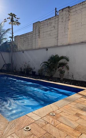 Casa de condomínio à venda com 311m², 4 quartos e 5 vagasPiscina