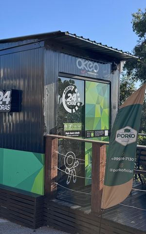 Casa de condomínio à venda com 311m², 4 quartos e 5 vagasMini Mercado