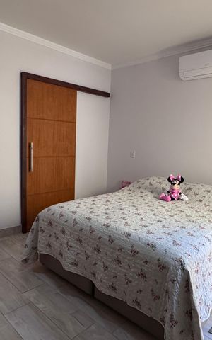 Casa de condomínio à venda com 311m², 4 quartos e 5 vagasSuíte 2