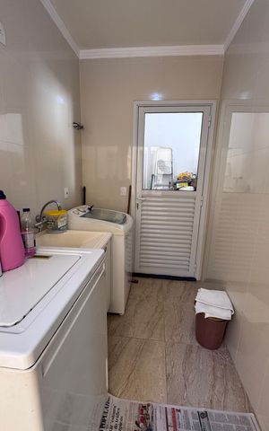 Casa de condomínio à venda com 311m², 4 quartos e 5 vagasÁrea de Serviço