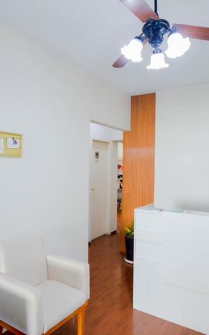 Casa à venda com 127m², 4 quartos e 2 vagas Casa à venda com 127m², 4 quartos e 2 vagasSala 1