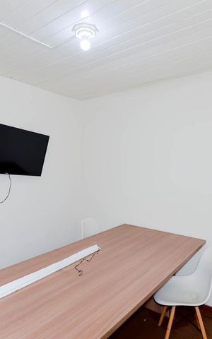 Casa à venda com 127m², 4 quartos e 2 vagas Casa à venda com 127m², 4 quartos e 2 vagasSala 2