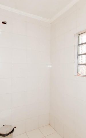 Casa à venda com 127m², 4 quartos e 2 vagas Casa à venda com 127m², 4 quartos e 2 vagasBanheiro