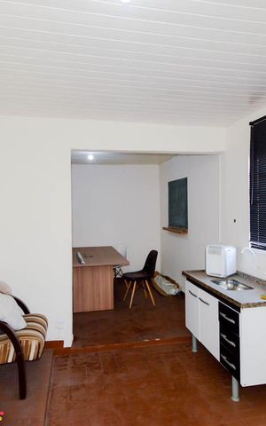 Casa à venda com 127m², 4 quartos e 2 vagas Casa à venda com 127m², 4 quartos e 2 vagasSala 2