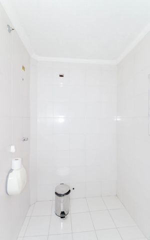 Casa à venda com 127m², 4 quartos e 2 vagas Casa à venda com 127m², 4 quartos e 2 vagasBanheiro