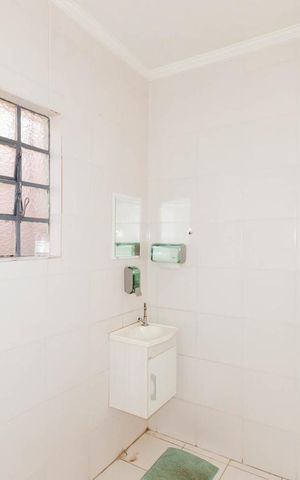 Casa à venda com 127m², 4 quartos e 2 vagas Casa à venda com 127m², 4 quartos e 2 vagasBanheiro