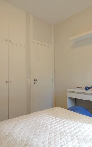 Apartamento à venda com 140m², 4 quartos e 3 vagasQuarto 2