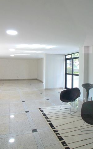 Apartamento à venda com 140m², 4 quartos e 3 vagasÁrea comum - Salão de festas