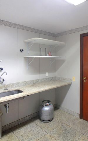 Apartamento à venda com 140m², 4 quartos e 3 vagasÁrea comum - Cozinha do Salão de Festas