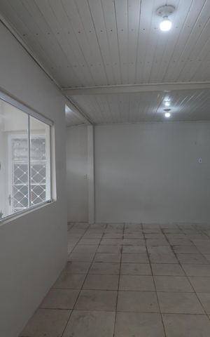 Casa à venda com 80m², 2 quartos e 1 vagaSala
