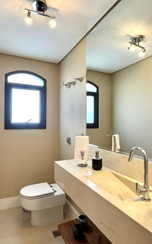 Apartamento à venda com 225m², 3 quartos e 3 vagasLavabo