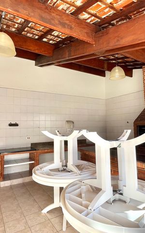 Apartamento à venda com 225m², 3 quartos e 3 vagasÁrea comum - Churrasqueira