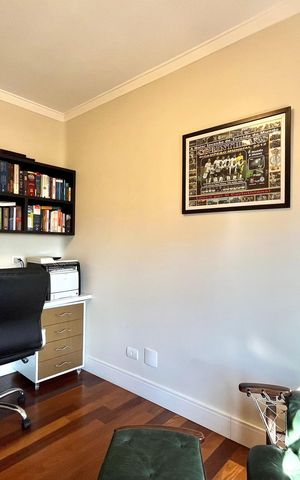 Apartamento à venda com 225m², 3 quartos e 3 vagasSuíte 2