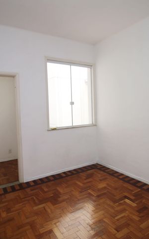 Apartamento para alugar com 70m², 2 quartos e sem vagaSala