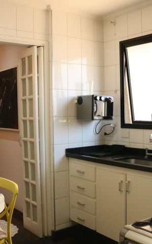 Apartamento à venda com 129m², 2 quartos e 3 vagasCozinha