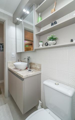 Apartamento à venda com 228m², 4 quartos e 4 vagasBanheiro Social 1