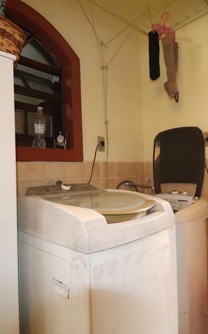 Casa à venda com 177m², 2 quartos e 1 vagaCasa 01 - Área de Serviço