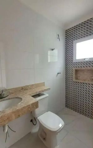 Casa à venda com 220m², 2 quartos e 2 vagas Casa à venda com 220m², 2 quartos e 2 vagasBanheiro