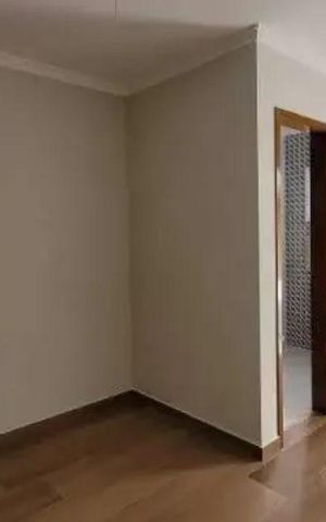 Casa à venda com 220m², 2 quartos e 2 vagas Casa à venda com 220m², 2 quartos e 2 vagasQuarto