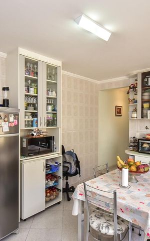 Casa à venda com 125m², 3 quartos e 2 vagasCozinha