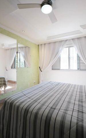 Casa à venda com 250m², 4 quartos e 4 vagasSuíte