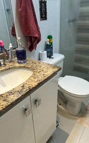Apartamento à venda com 181m², 3 quartos e 2 vagasBanheiro da Suíte