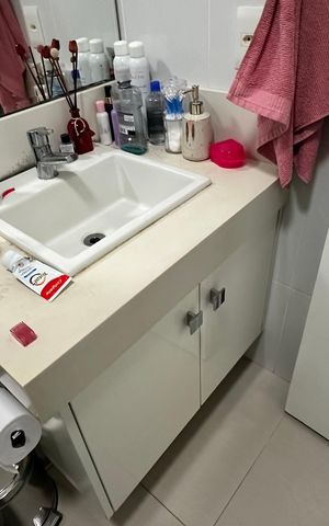 Apartamento à venda com 181m², 3 quartos e 2 vagasBanheiro social