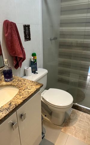Apartamento à venda com 181m², 3 quartos e 2 vagasBanheiro da Suíte