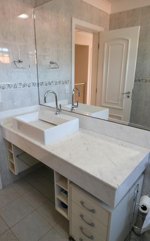 Casa à venda com 270m², 3 quartos e 3 vagasBanheiro Social