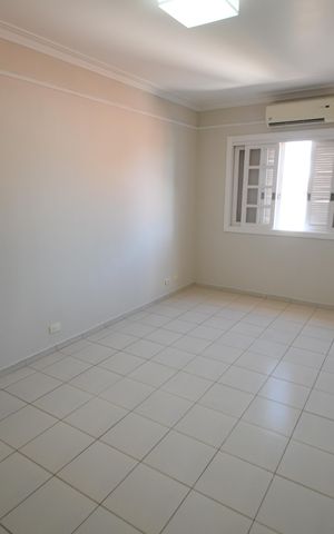 Casa à venda com 270m², 3 quartos e 3 vagasQuarto 2